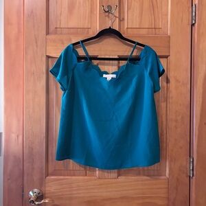 Monteau True Green Scallop Neck Blouse